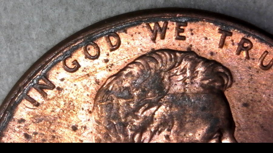 1995-P-Lincoln-Memorial-Cent-With-A-Bad-Case-Of-Split-Copper-Plating